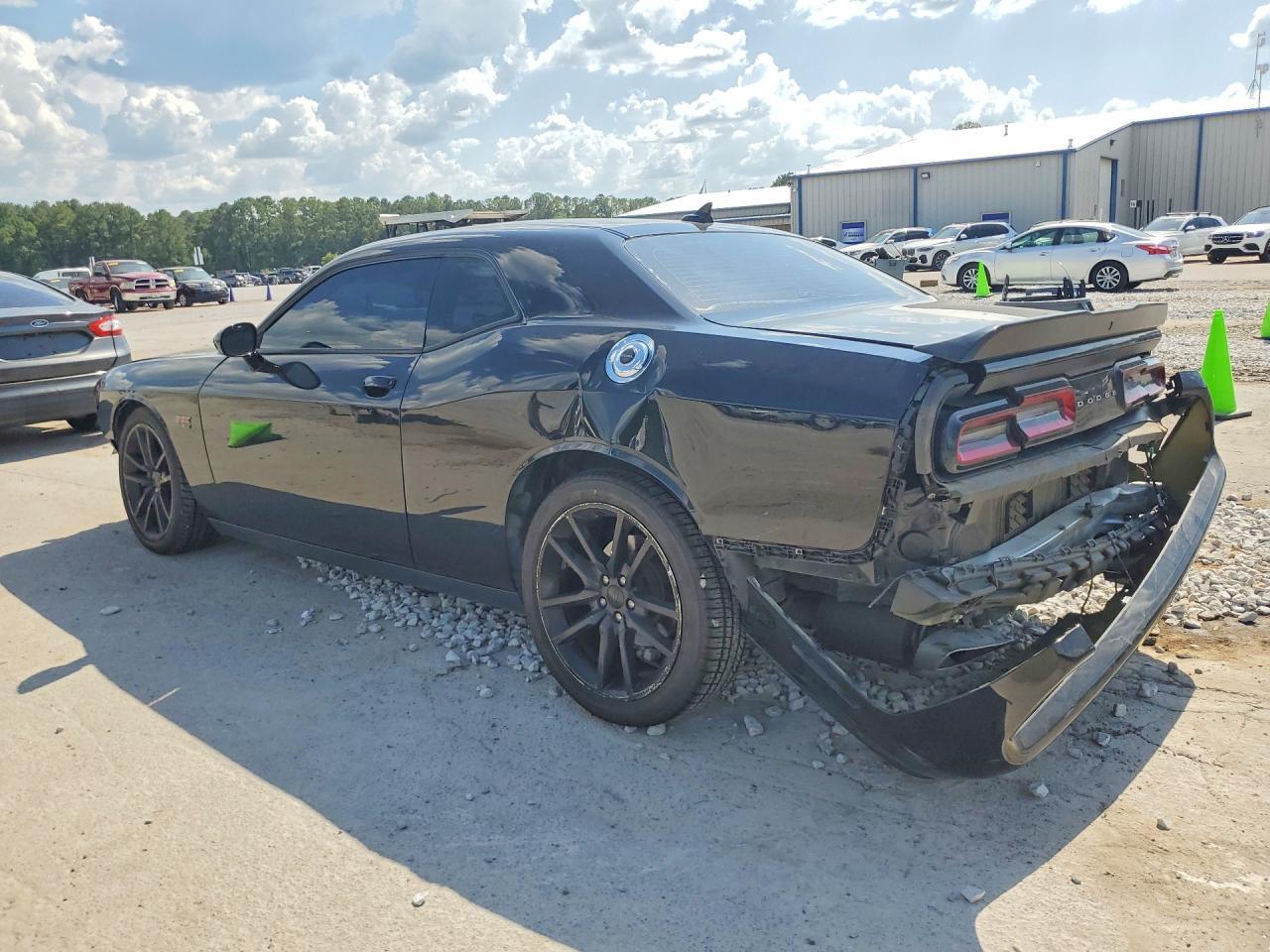 2023 Dodge Challenger R/T - zdjęcie 2