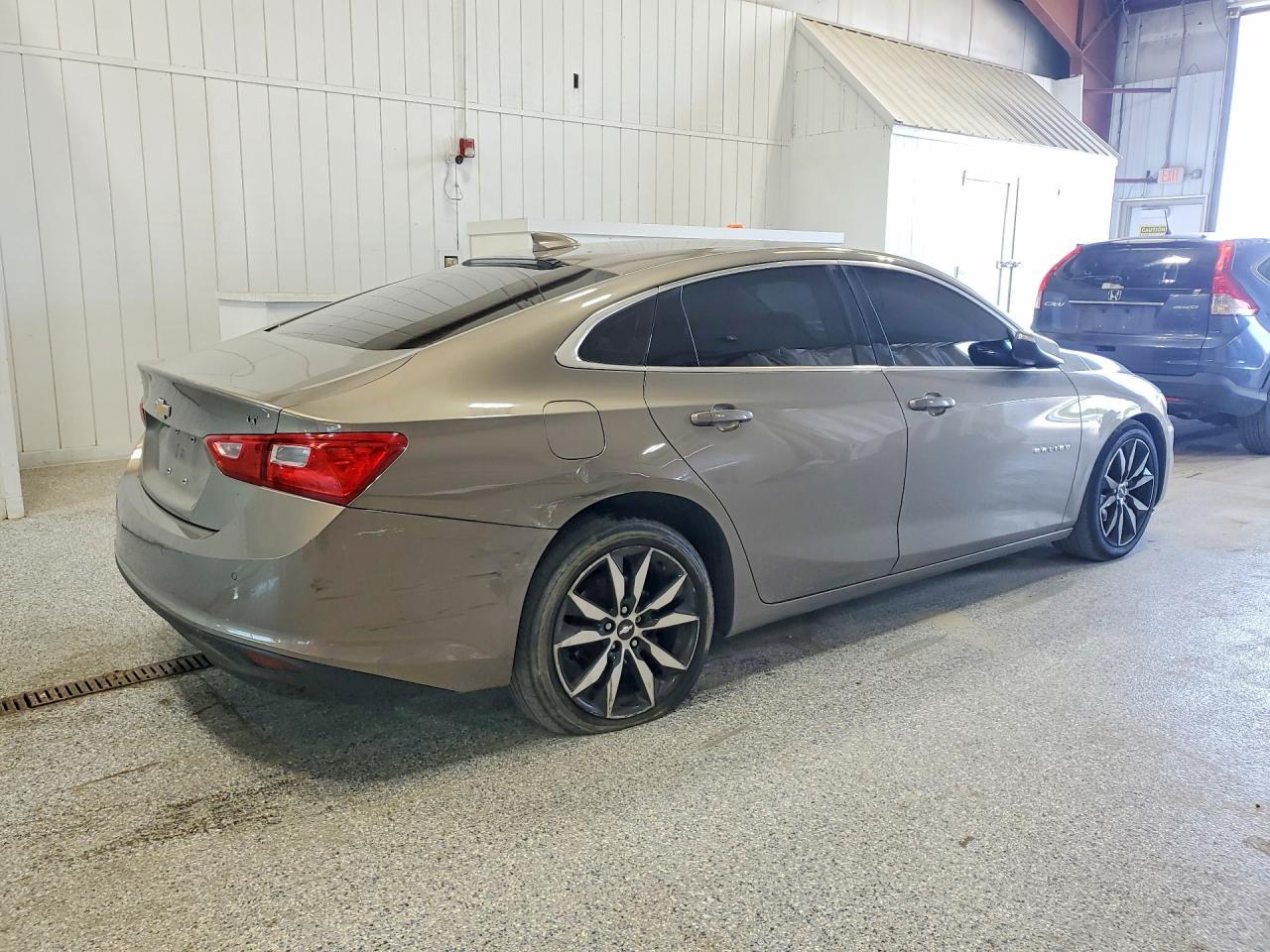 2017 Chevrolet Malibu Lt - zdjęcie 3