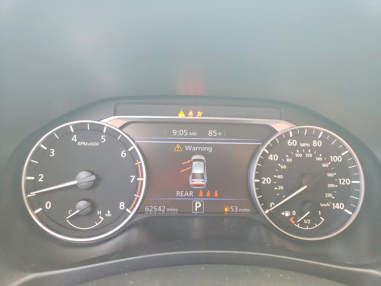 2024 Nissan Altima Sr - zdjęcie 9