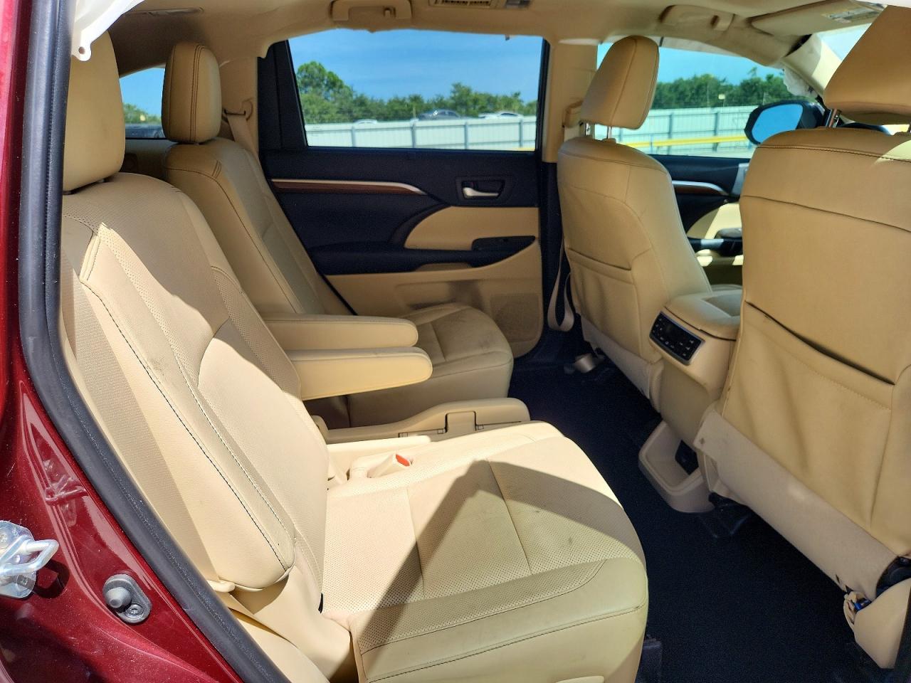 2019 Toyota Highlander Limited Platinum - zdjęcie 11