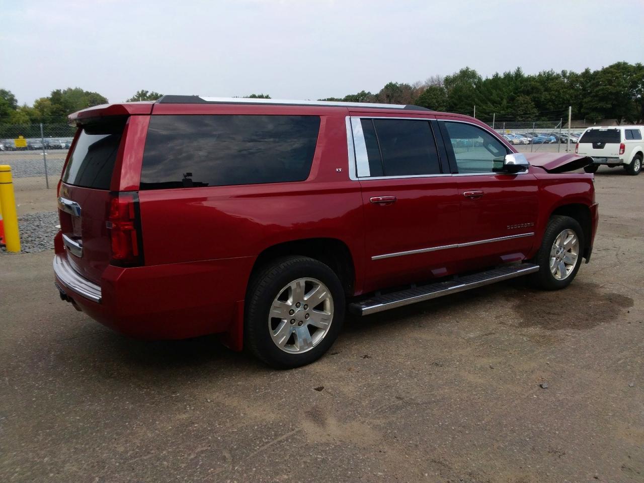 2015 Chevrolet Suburban K1500 Ltz - zdjęcie 3