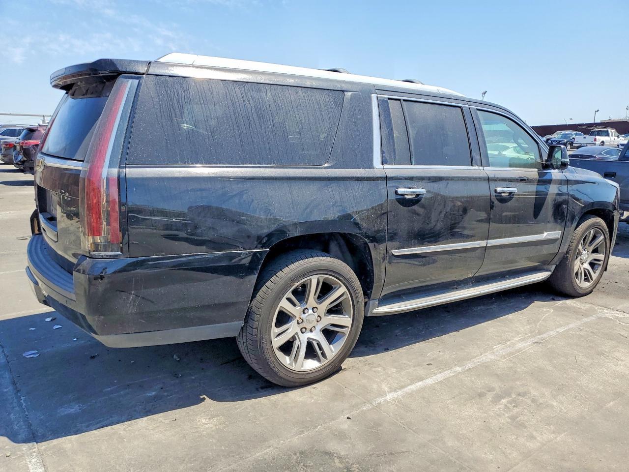 2016 Cadillac Escalade Esv Luxury - zdjęcie 3