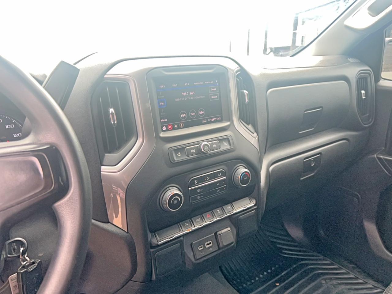 2022 Chevrolet Silverado Ltd C1500 Custom - zdjęcie 12