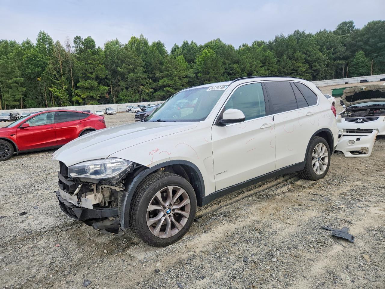 2016 BMW X5 xDrive35I - zdjęcie główne