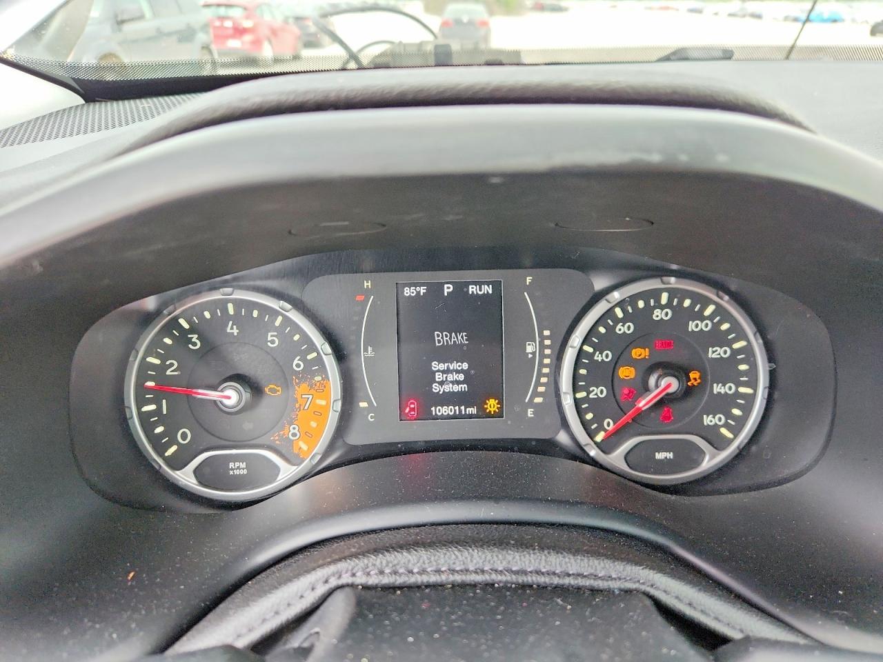 2015 Jeep Renegade Latitude - zdjęcie 9