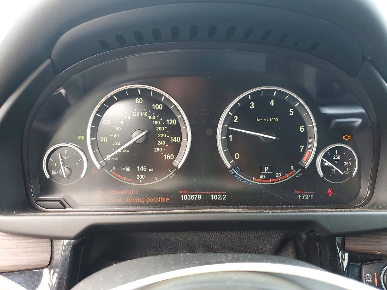 2015 BMW X5 xDrive50I - zdjęcie 9
