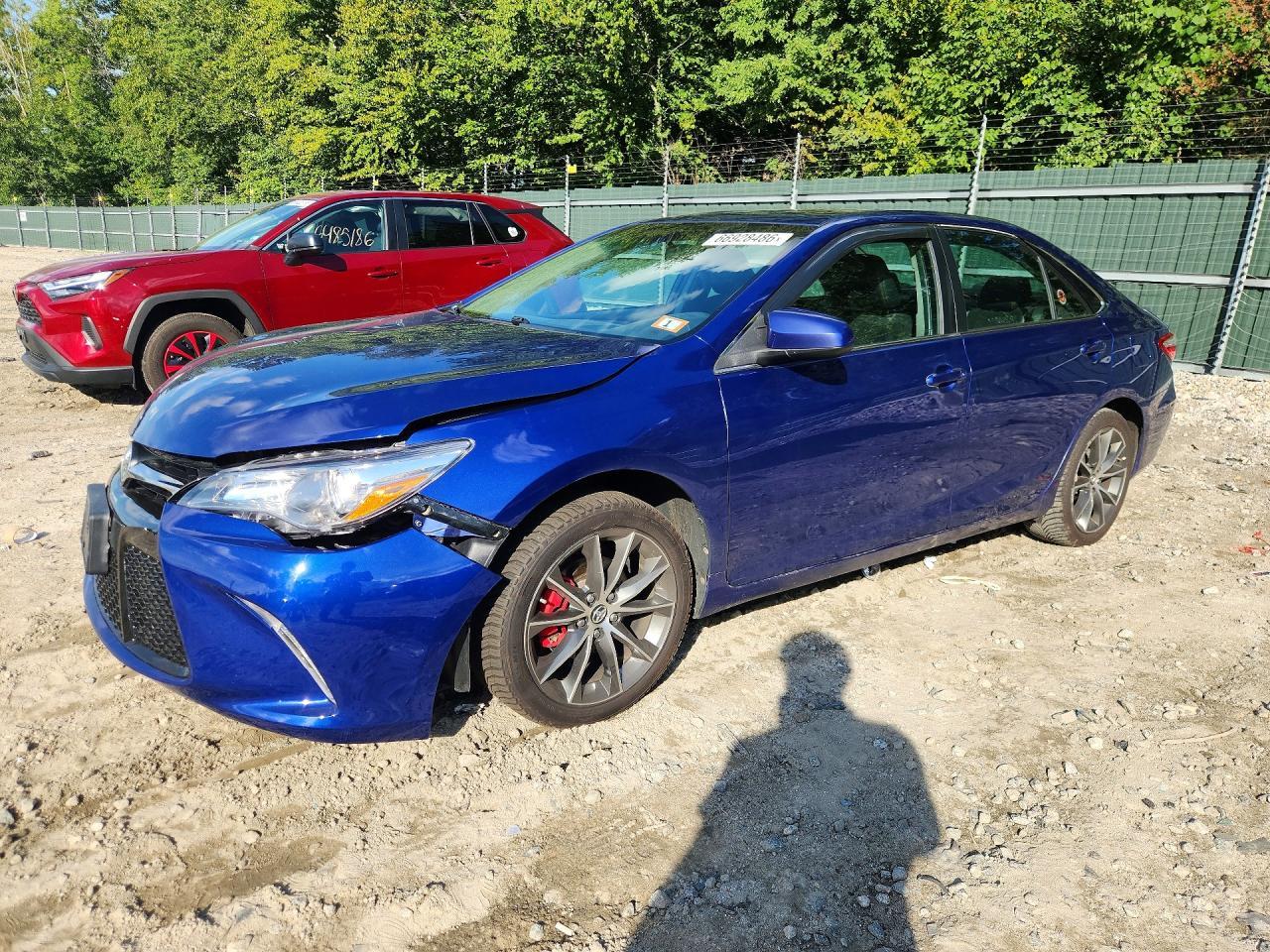 2015 Toyota Camry Xse - zdjęcie główne