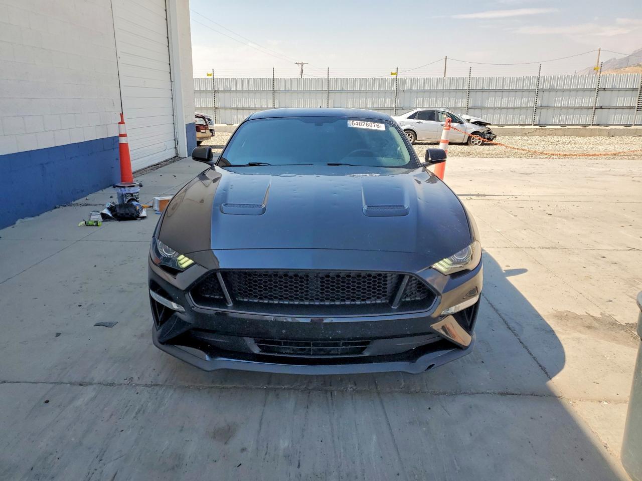 2020 Ford Mustang - zdjęcie 5