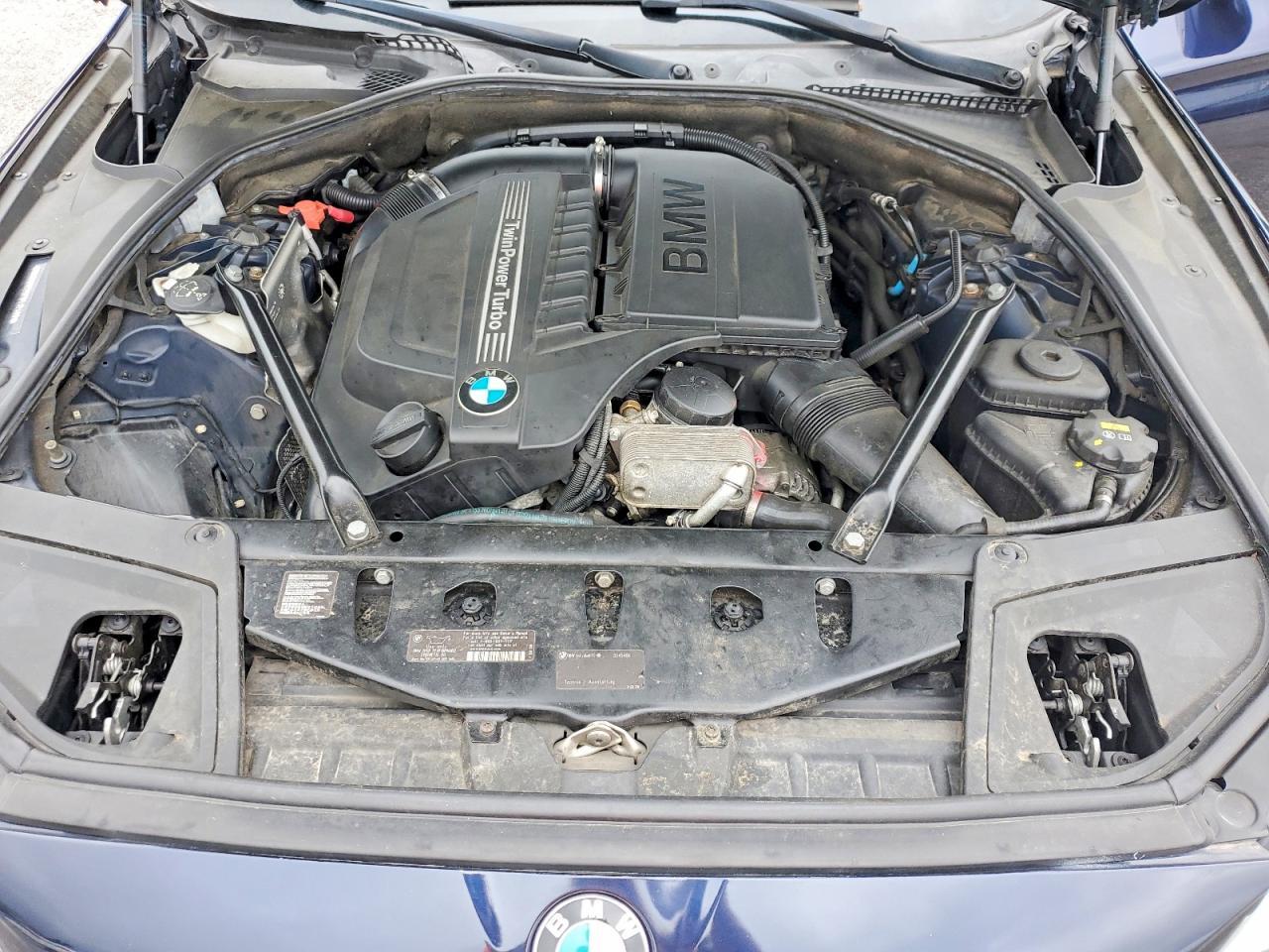 2015 BMW Seria 5 535i - zdjęcie 11