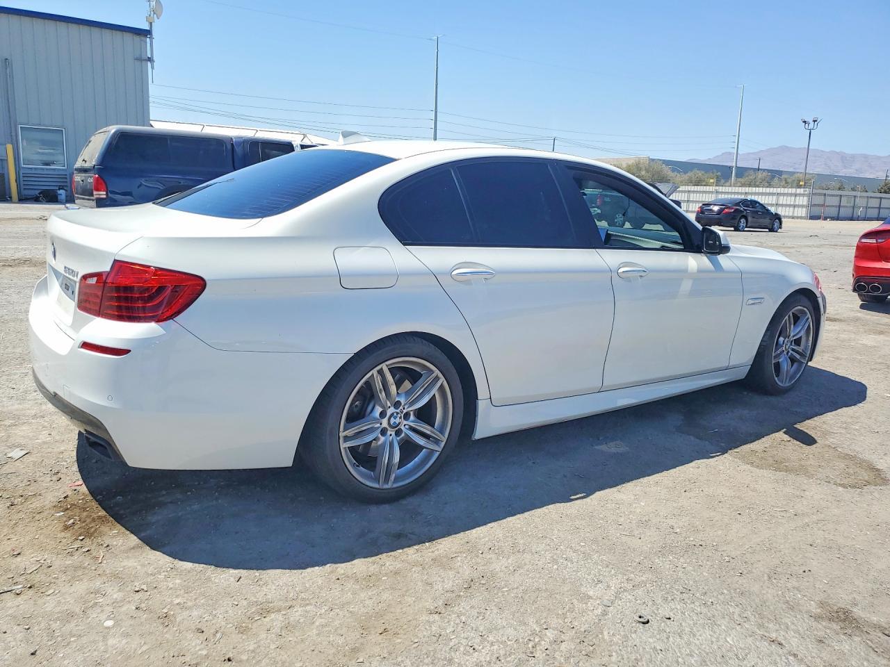 2015 BMW 550 I - zdjęcie 3
