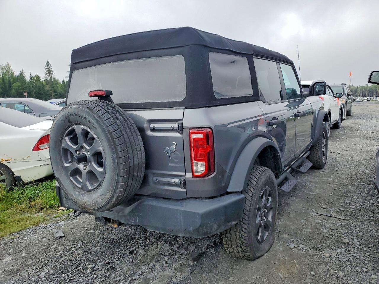 2024 Ford Bronco Big Bend - zdjęcie 3