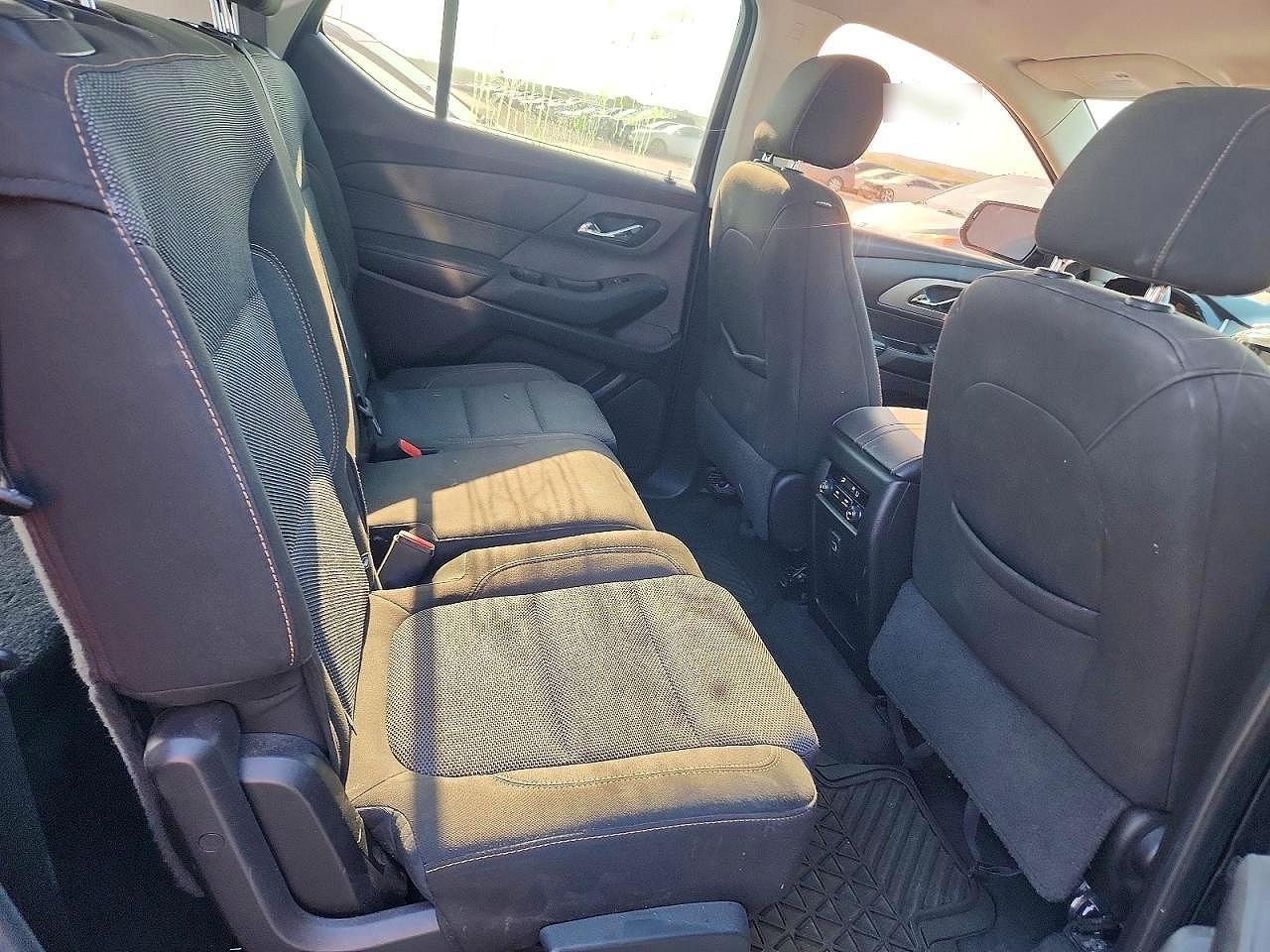 2019 Chevrolet Traverse Ls - zdjęcie 11