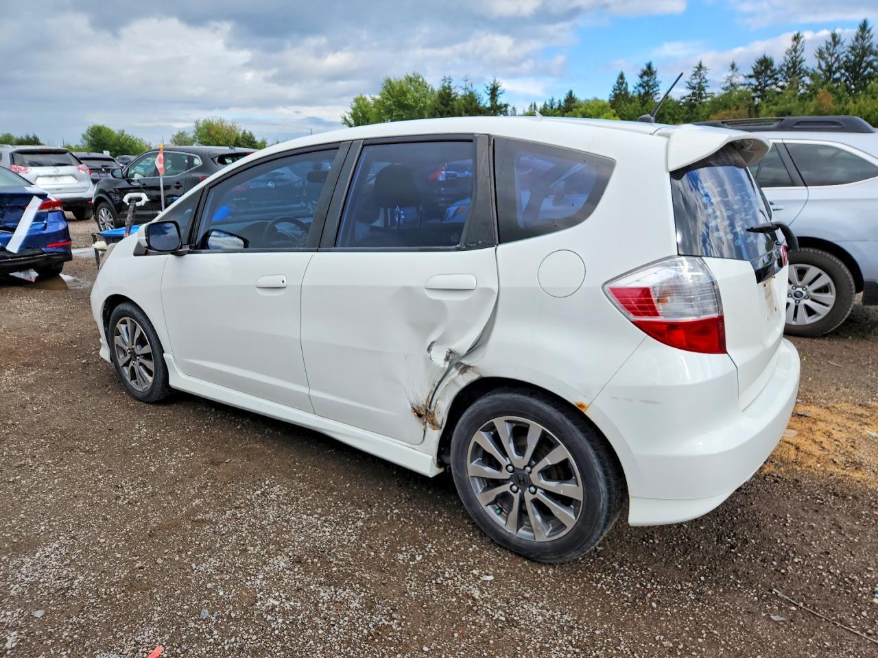 2014 Honda Fit Sport - zdjęcie 2