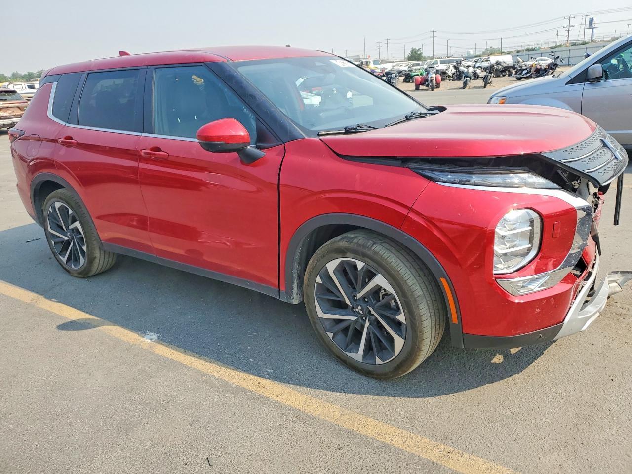2024 Mitsubishi Outlander Se - zdjęcie 4