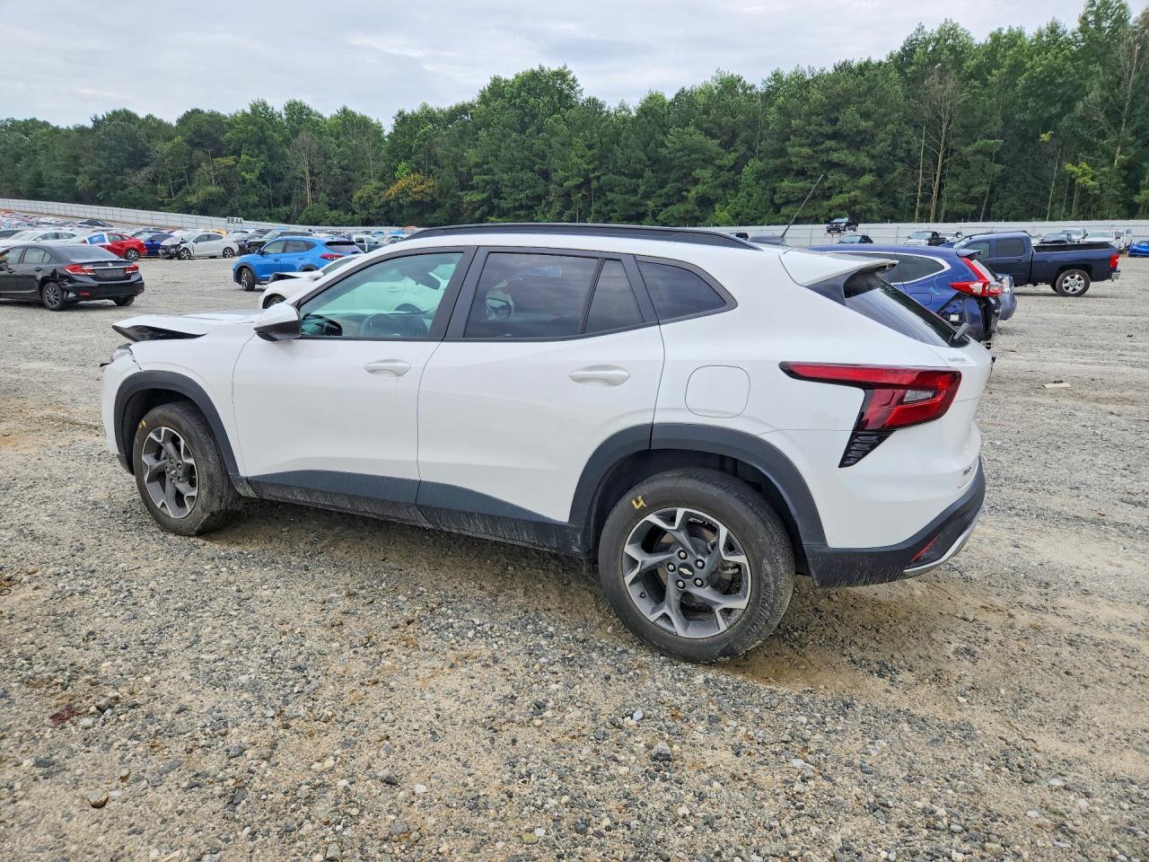 2024 Chevrolet Trax 1Lt - zdjęcie 2