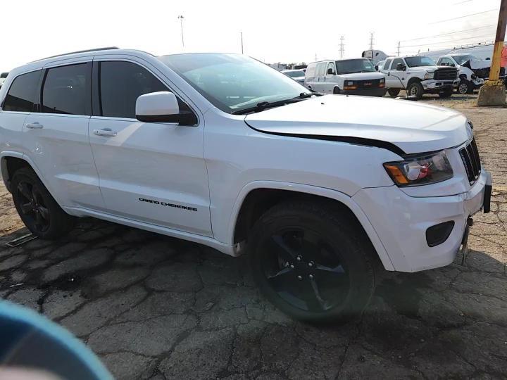 2015 Jeep Grand Cherokee Laredo - zdjęcie 15