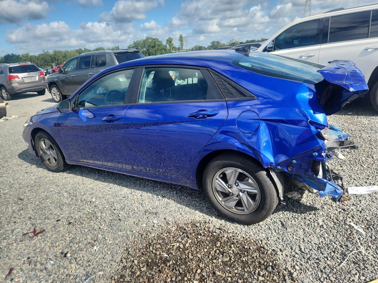 2024 Hyundai Elantra Se - zdjęcie 2