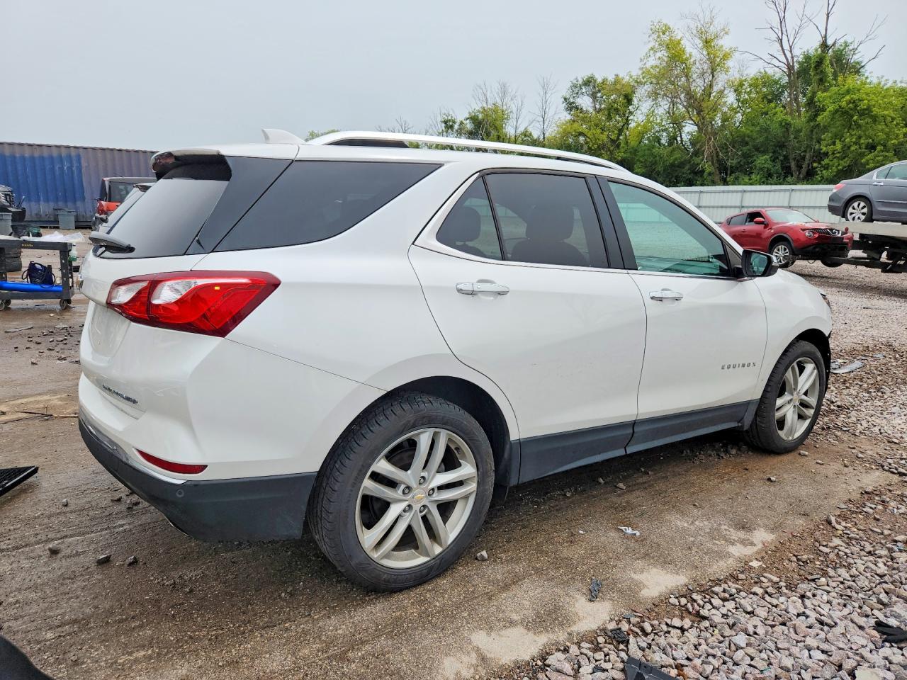 2019 Chevrolet Equinox Premier - zdjęcie 3