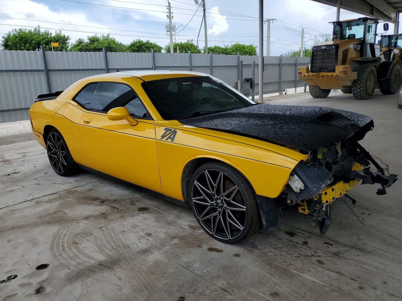 2017 Dodge Challenger R/T - zdjęcie 4