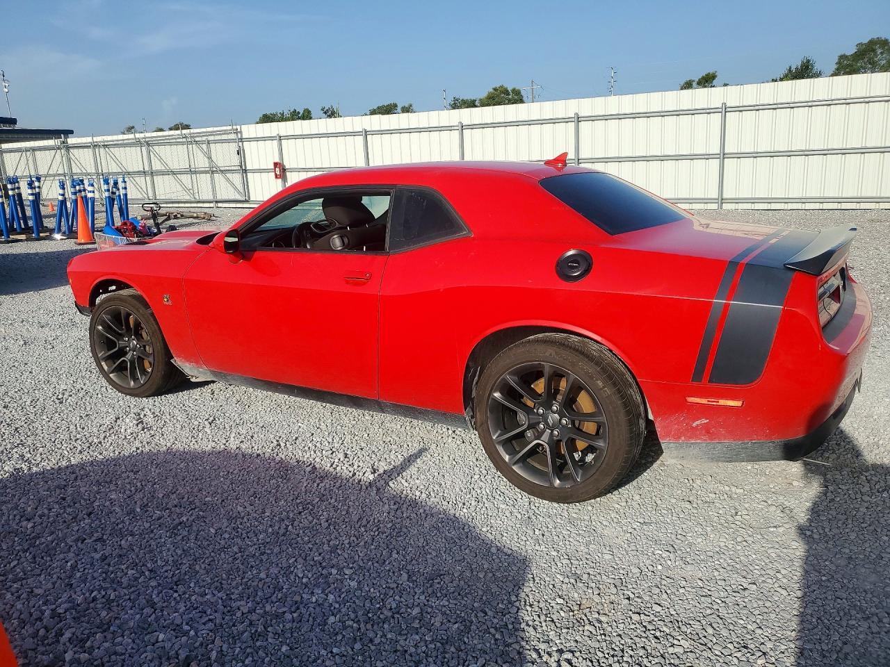 2021 Dodge Challenger R/T Scat Pack - zdjęcie 2