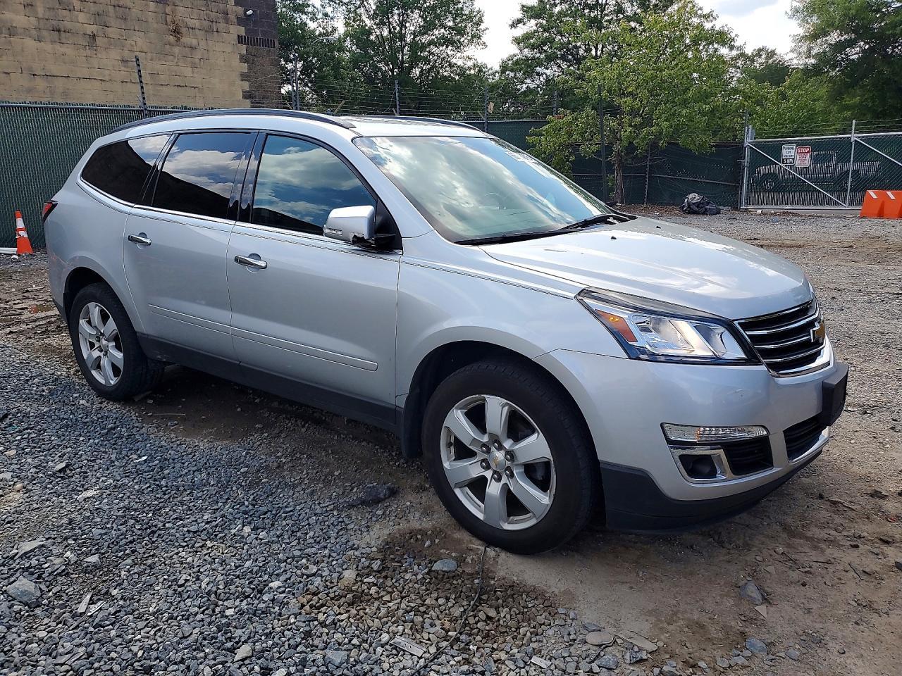 2017 Chevrolet Traverse Lt - zdjęcie 4