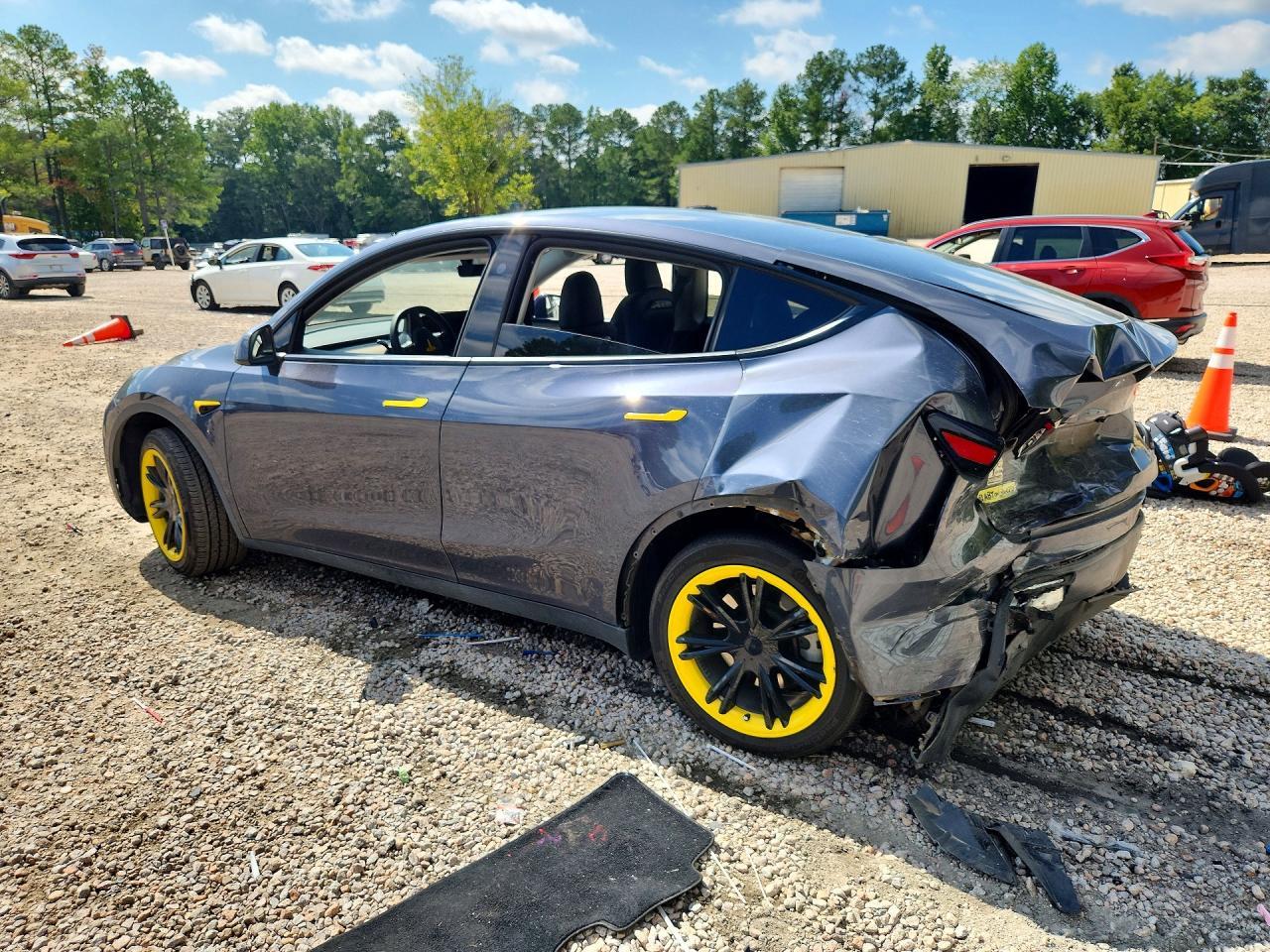 2023 Tesla Model Y - zdjęcie 2