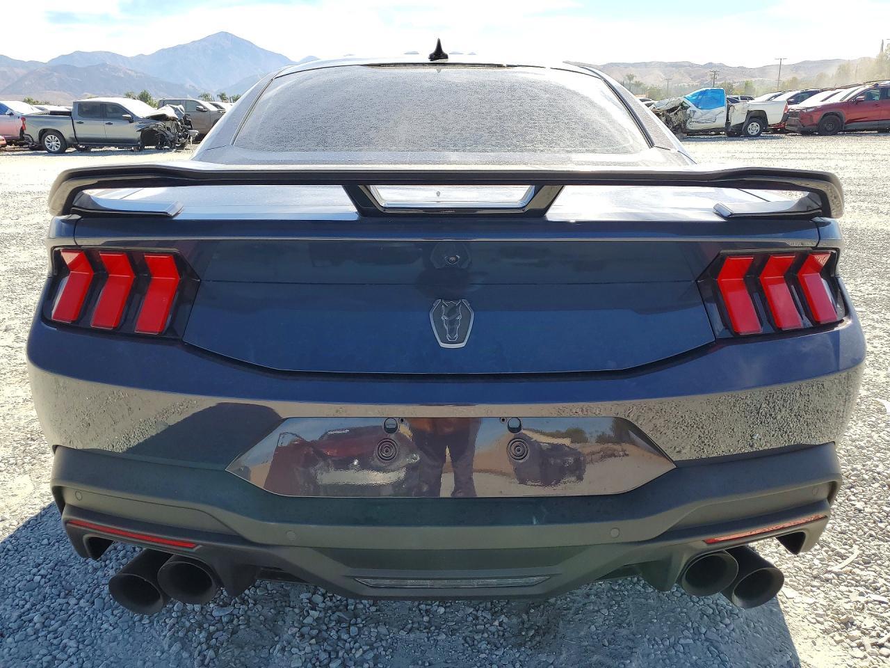 2025 Ford Mustang Dark Horse - zdjęcie 6