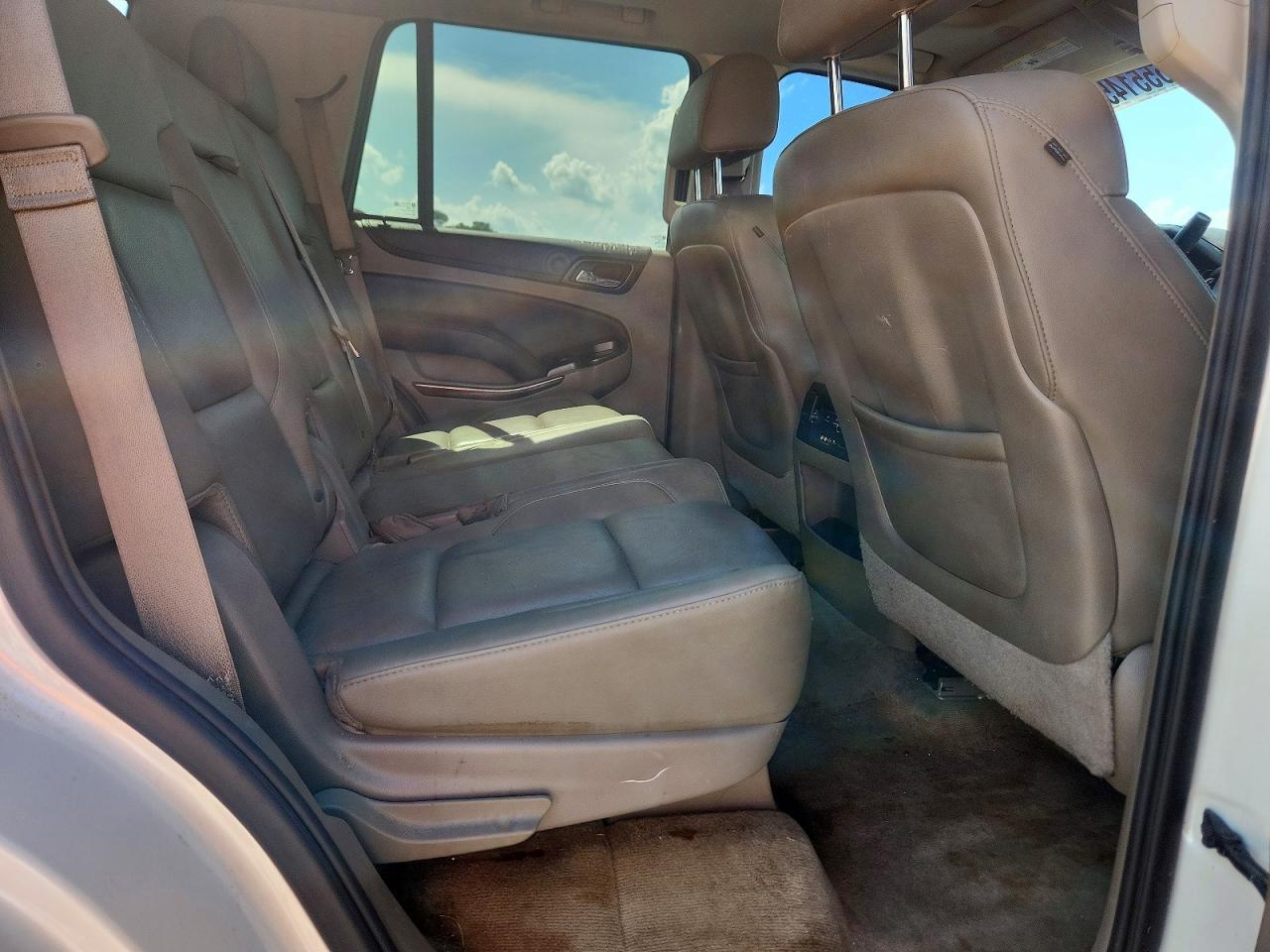 2015 Chevrolet Tahoe C1500 Lt - zdjęcie 11