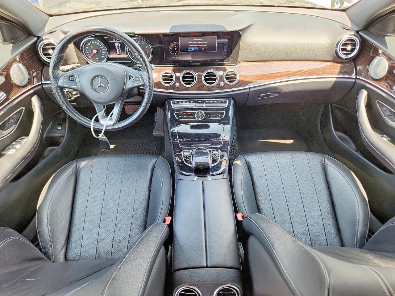2017 Mercedes-Benz E 400 4Matic - zdjęcie 8