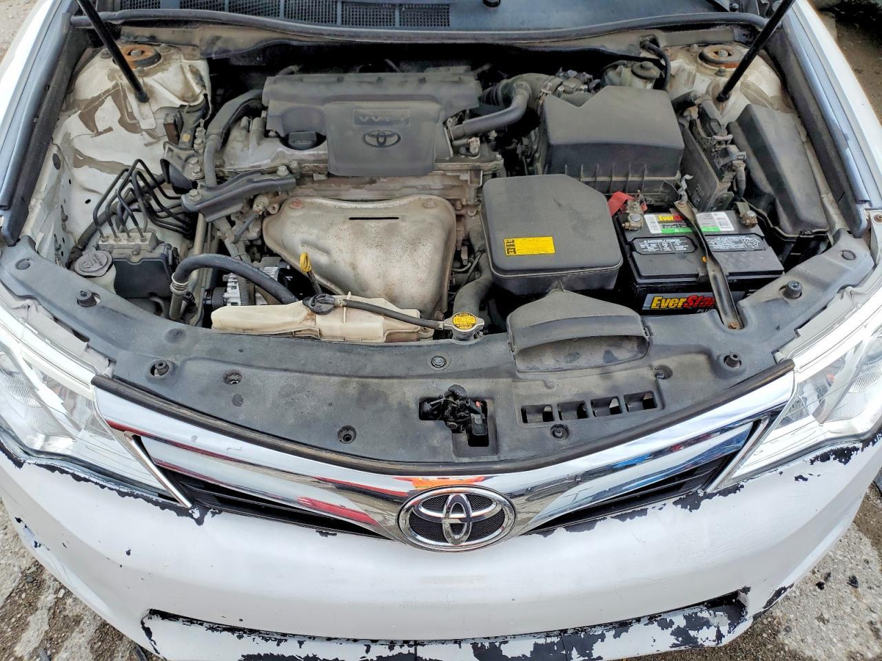 2013 Toyota Camry Le - zdjęcie 11