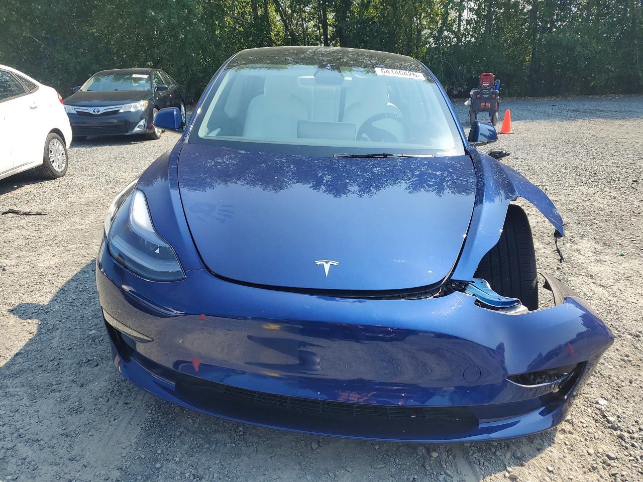 2023 Tesla Model 3 - zdjęcie 5