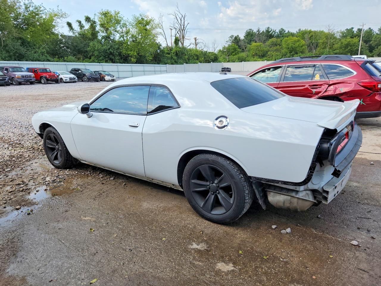 2015 Dodge Challenger Sxt - zdjęcie 2