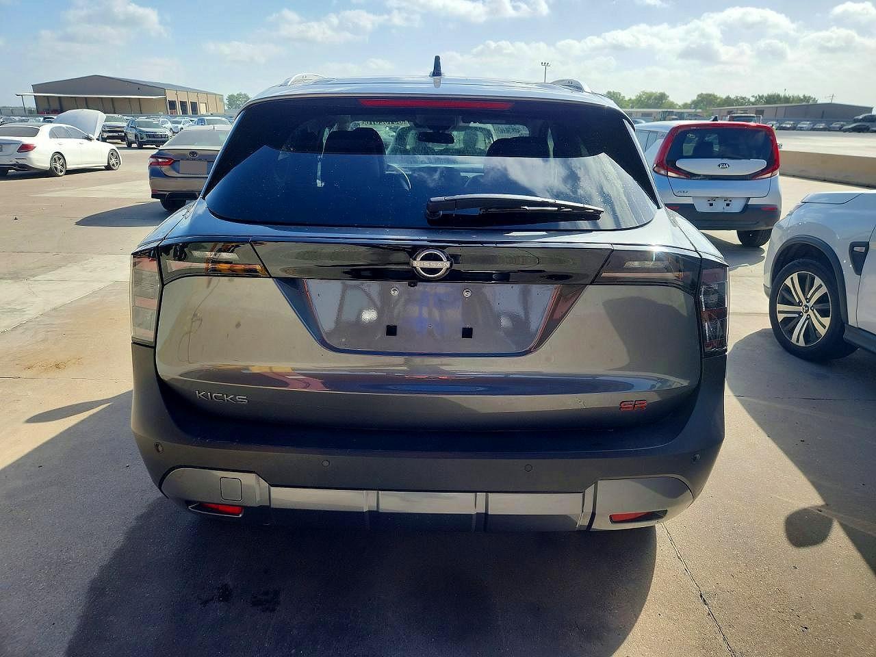2026 Nissan Kicks Sr - zdjęcie 6