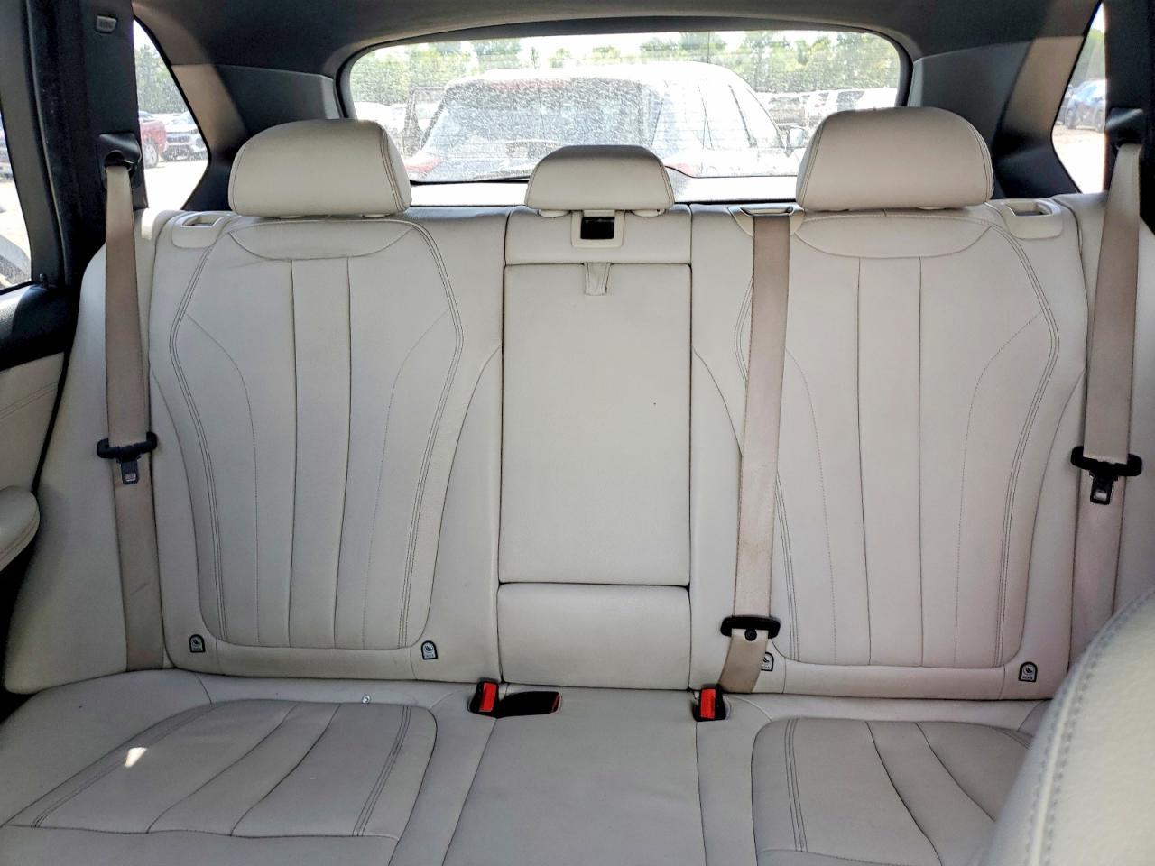 2015 BMW X5 xDrive35I - zdjęcie 10