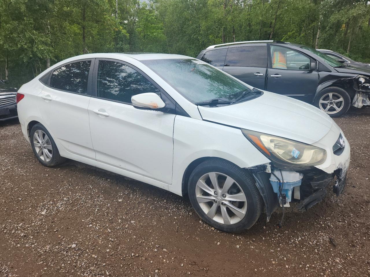2013 Hyundai Accent Gls - zdjęcie 4