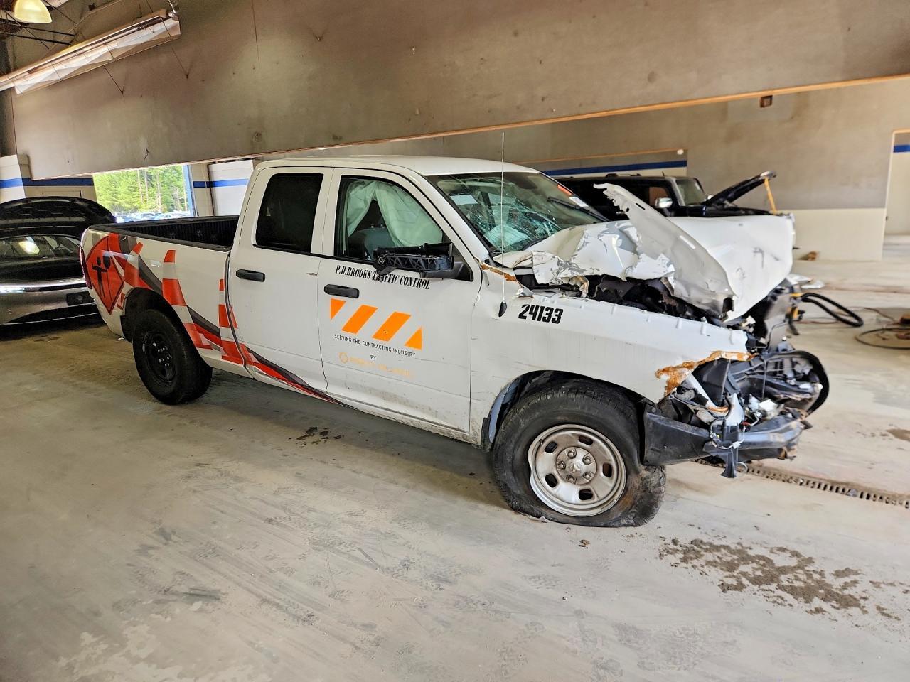 2023 Ram 1500 Classic Tradesman - zdjęcie 4