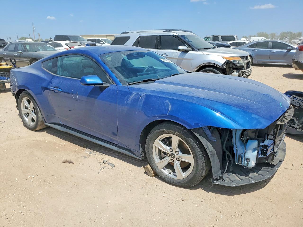 2024 Ford Mustang - zdjęcie 4