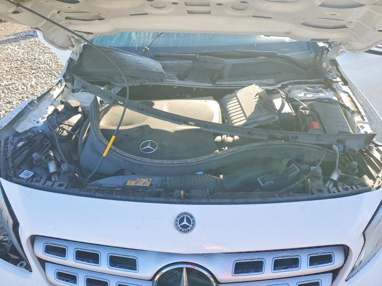 2020 Mercedes-Benz Gla 250 - zdjęcie 11