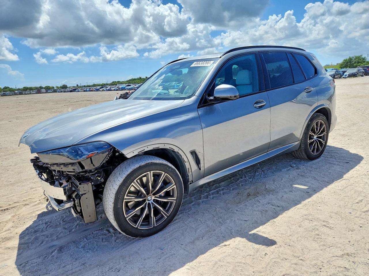 2024 BMW X5 xDrive40I - zdjęcie główne
