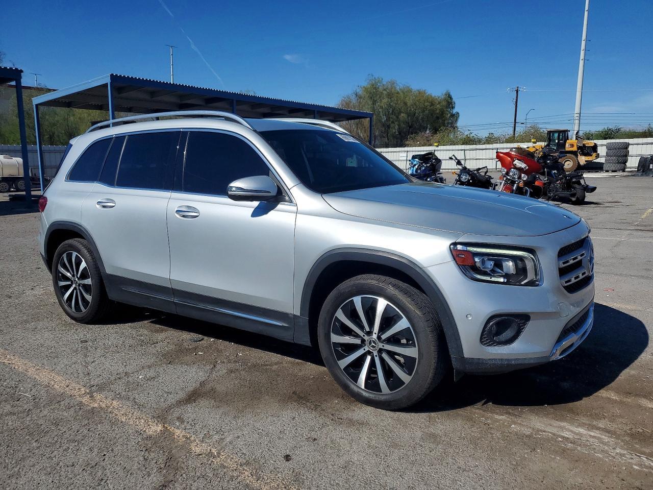 2021 Mercedes-Benz Glb 250 - zdjęcie 4