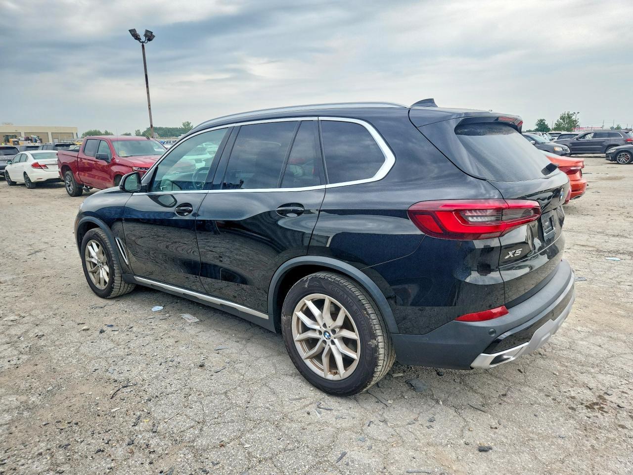 2020 BMW X5 xDrive40I - zdjęcie 2