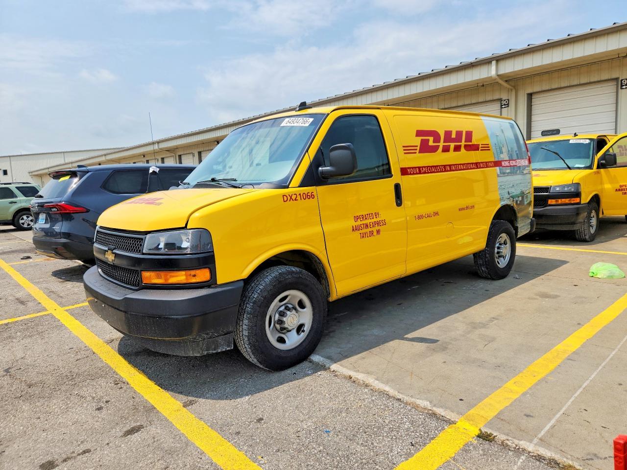 2021 Chevrolet Express G2500 - zdjęcie główne