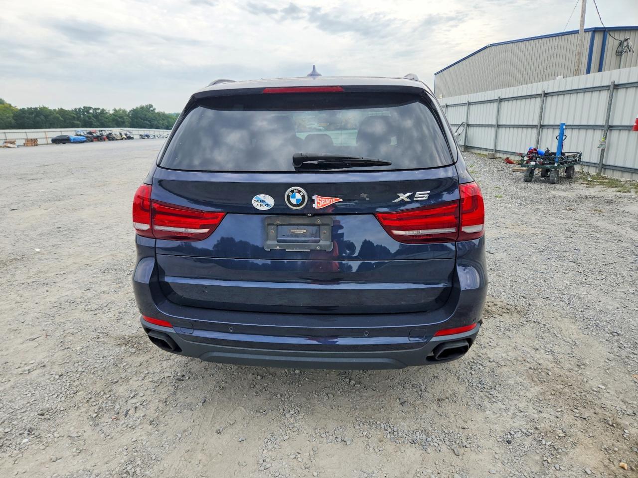 2015 BMW X5 xDrive50I - zdjęcie 6
