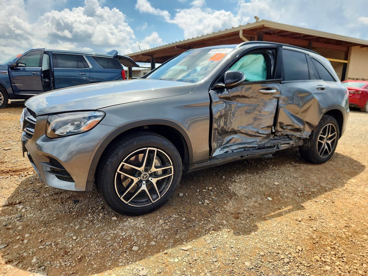 2019 Mercedes-Benz Glc 300 4Matic - zdjęcie główne