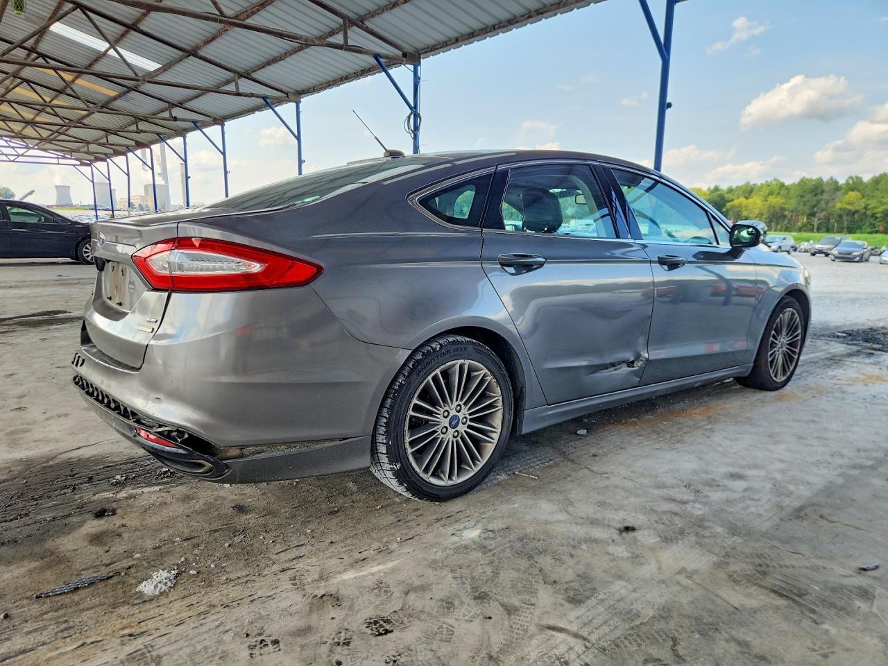 2013 Ford Fusion Se - zdjęcie 3