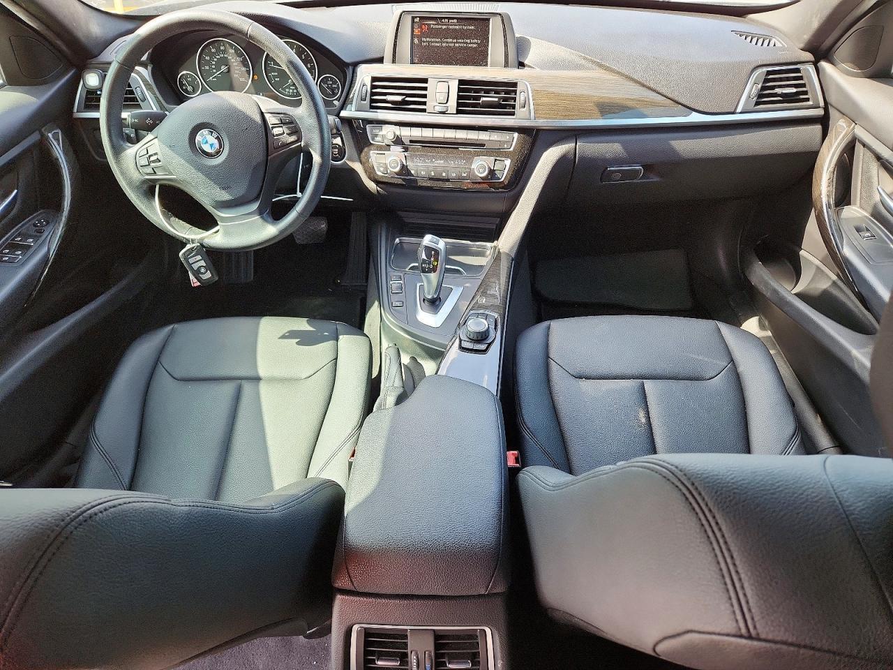 2017 BMW 320 I - zdjęcie 8