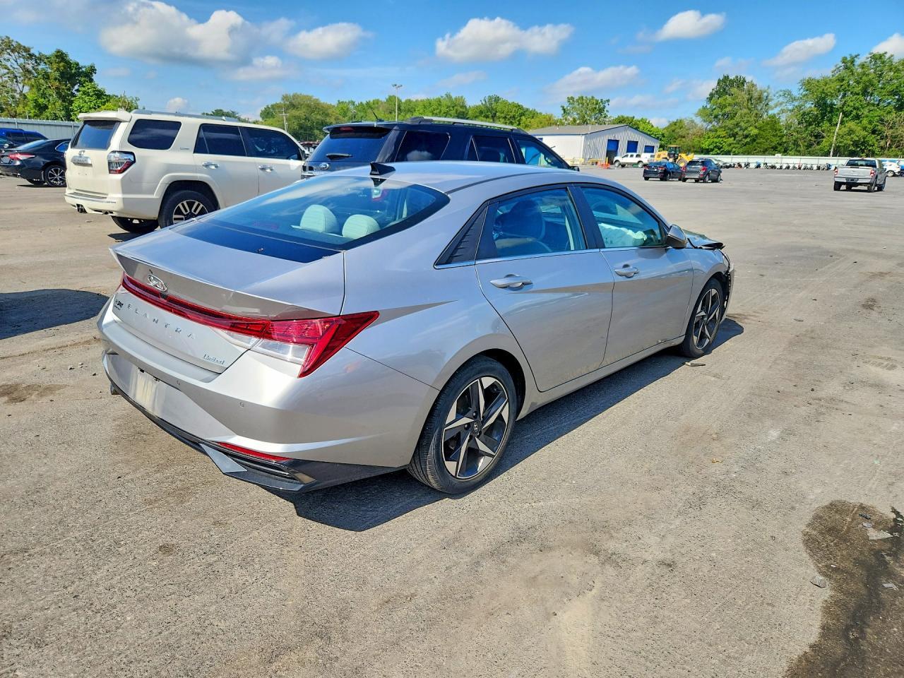 2022 Hyundai Elantra Limited - zdjęcie 3