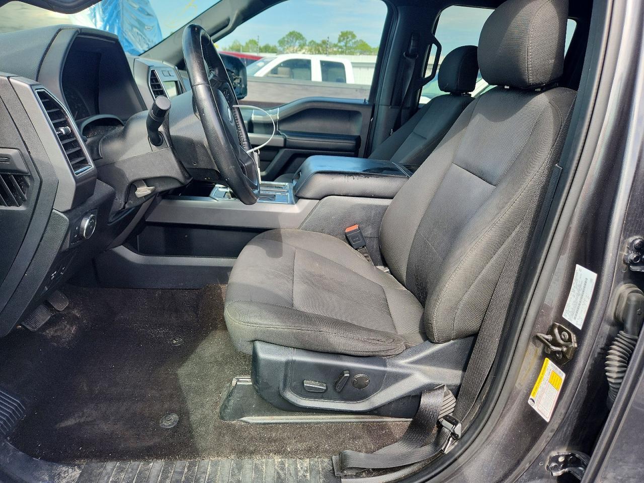 2020 Ford F150 Supercrew - zdjęcie 7