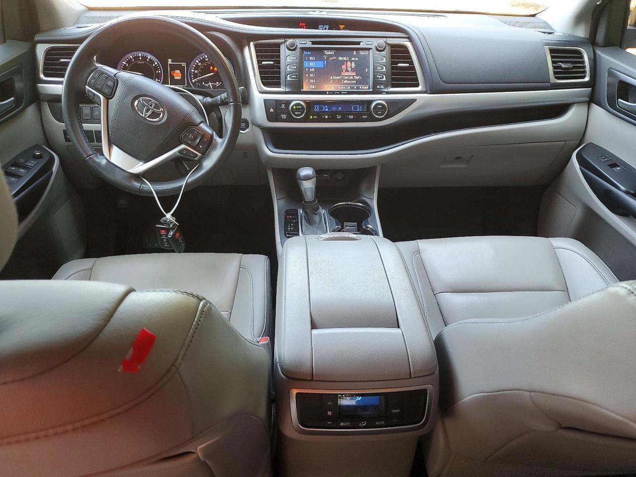 2019 Toyota Highlander Xle - zdjęcie 8