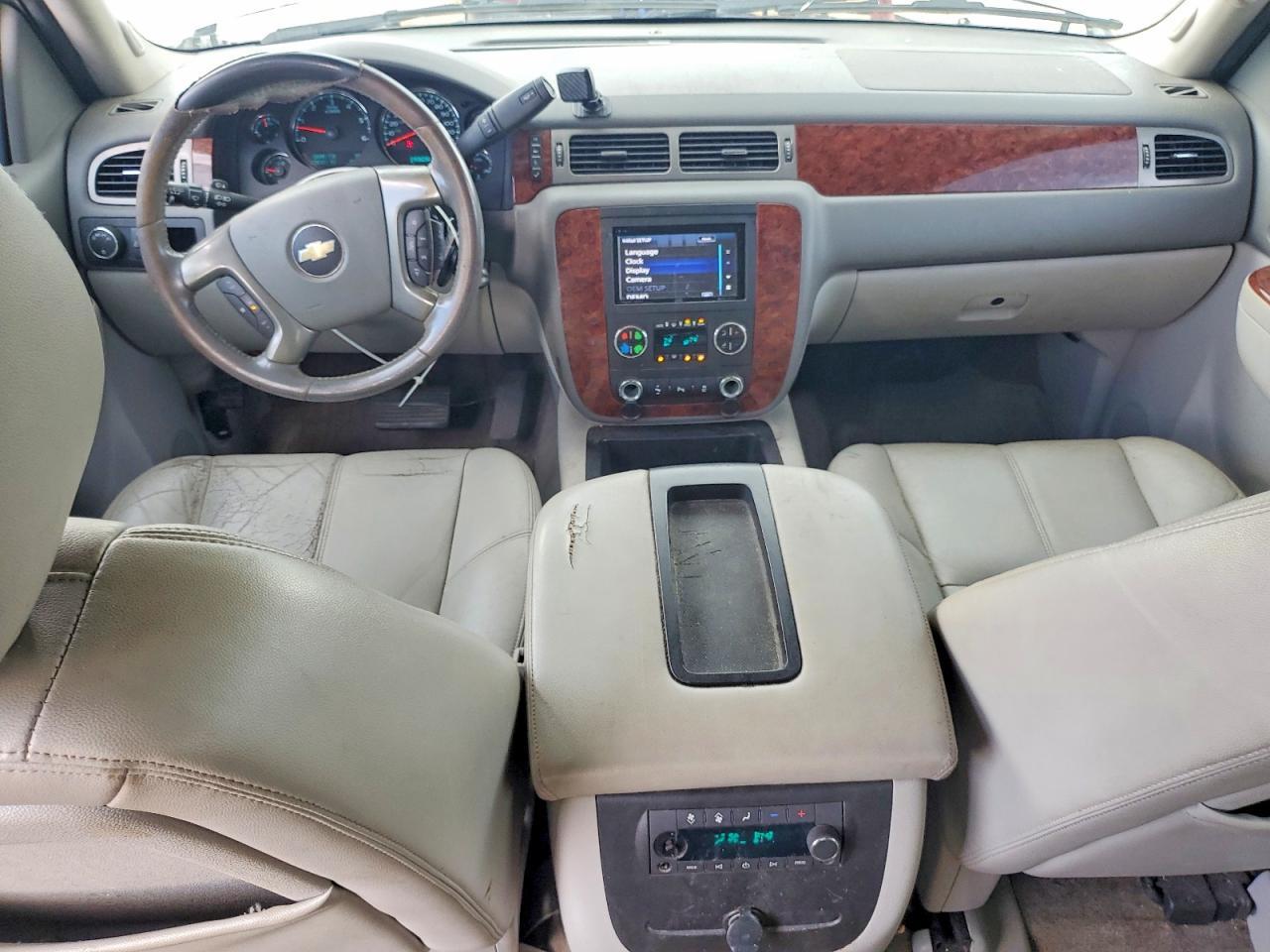 2013 Chevrolet Tahoe C1500 Lt - zdjęcie 8